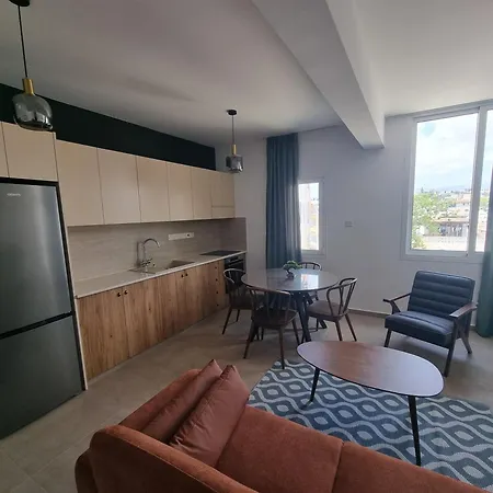 Apartment Kings *